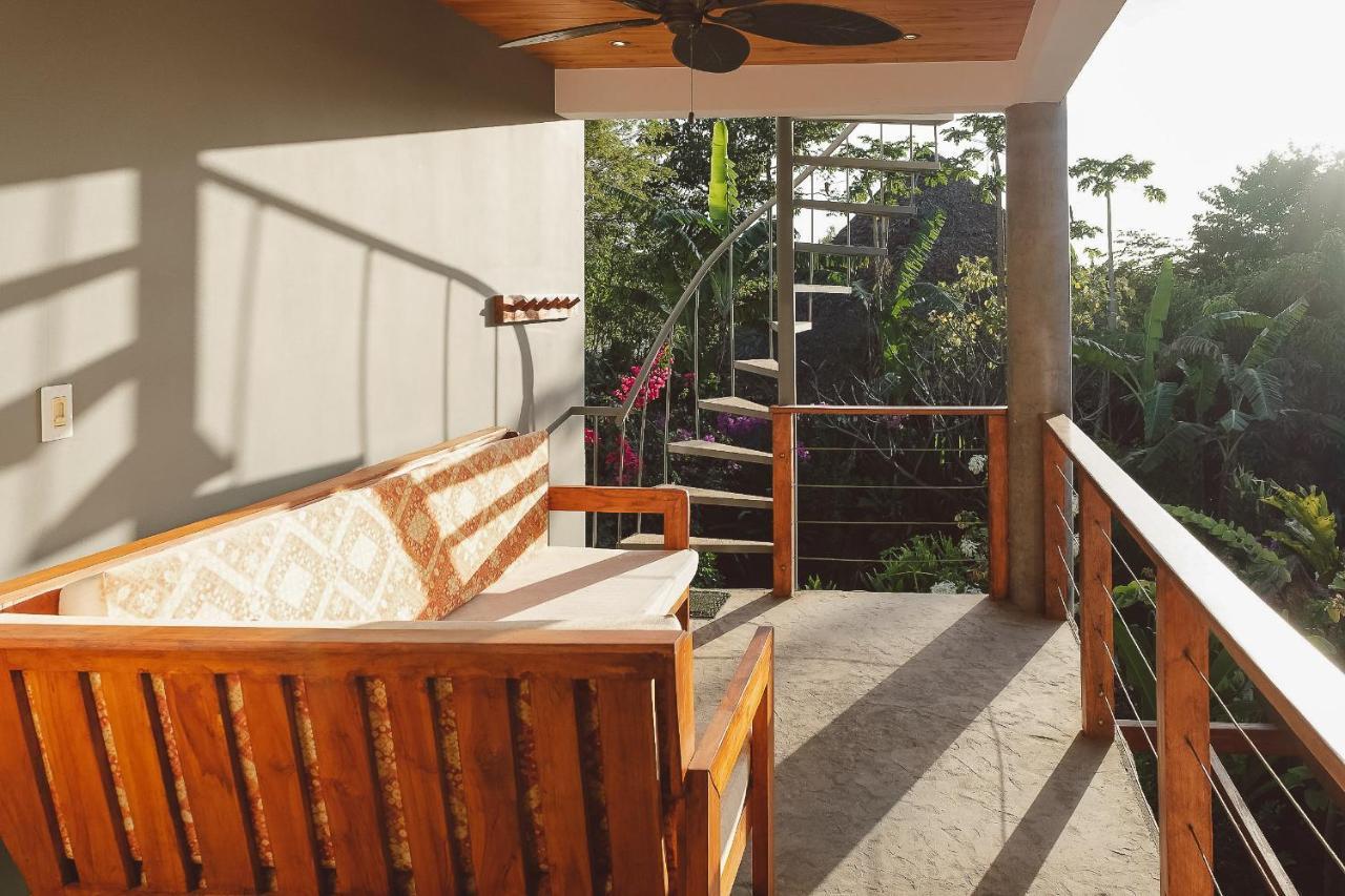 Iluminar Beachfront Suites Nosara Eksteriør billede