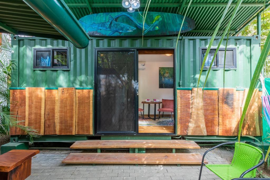 Iluminar Beachfront Suites Nosara Eksteriør billede